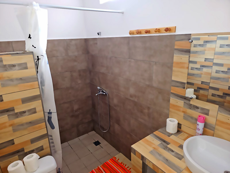 Salle de bain dans la pension Tereia à Maupiti