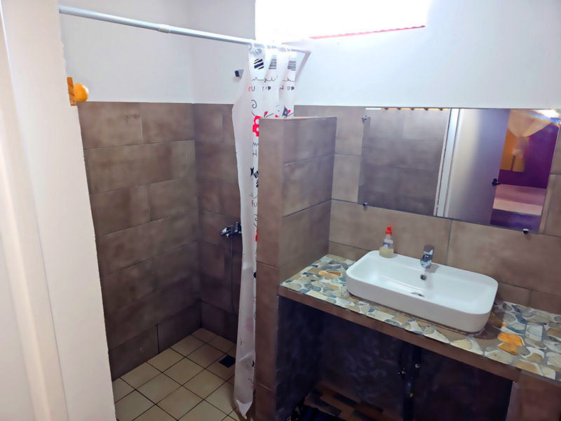 Salle de bain dans la pension Tereia à Maupiti